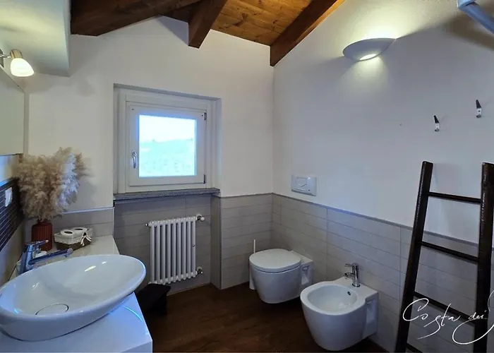 Tenuta Costa Dei Platani, Casa Dei Platani Acqui Terme