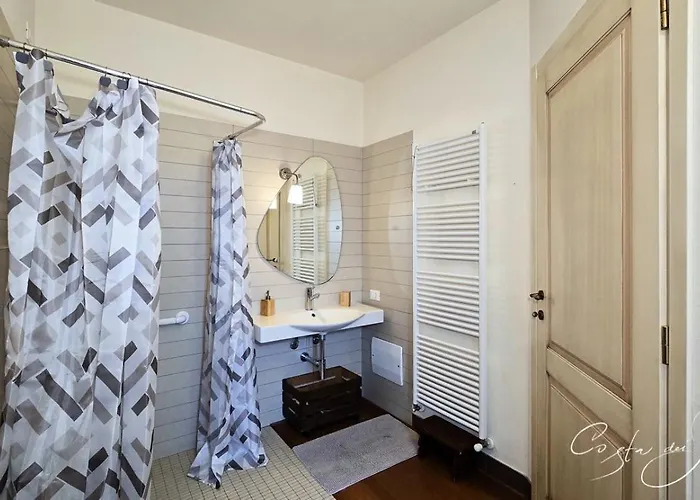 Villa Tenuta Costa Dei Platani, Casa Dei Platani